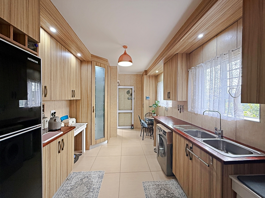 4 Bedroom Property for Sale in Country Club Western Cape